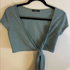 Green shein tie crop top